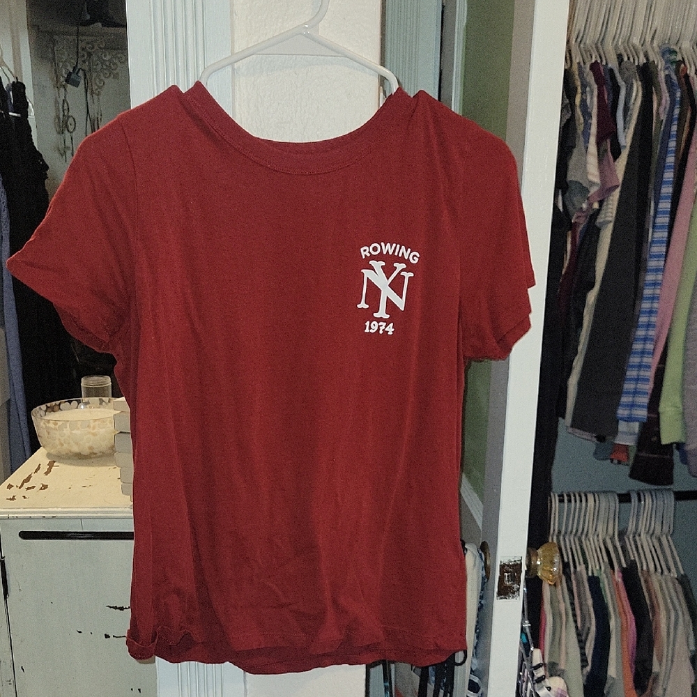 Old Navy Red Graphic Tshirt, Medium